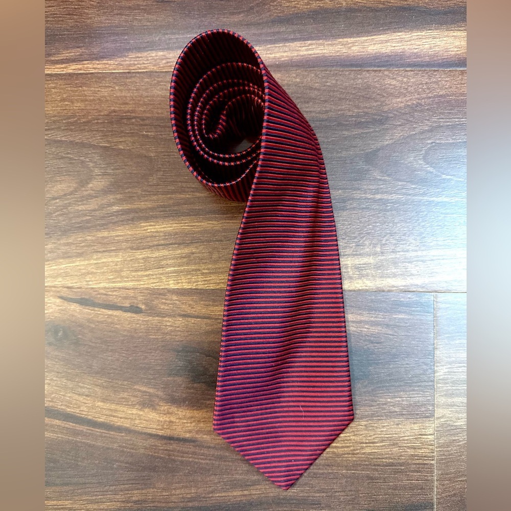 Brooks Brothers Makers Burgundy and Black Pinstripe  All Silk Hand Made Tie